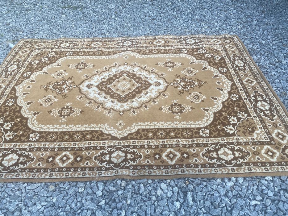 Продається килим