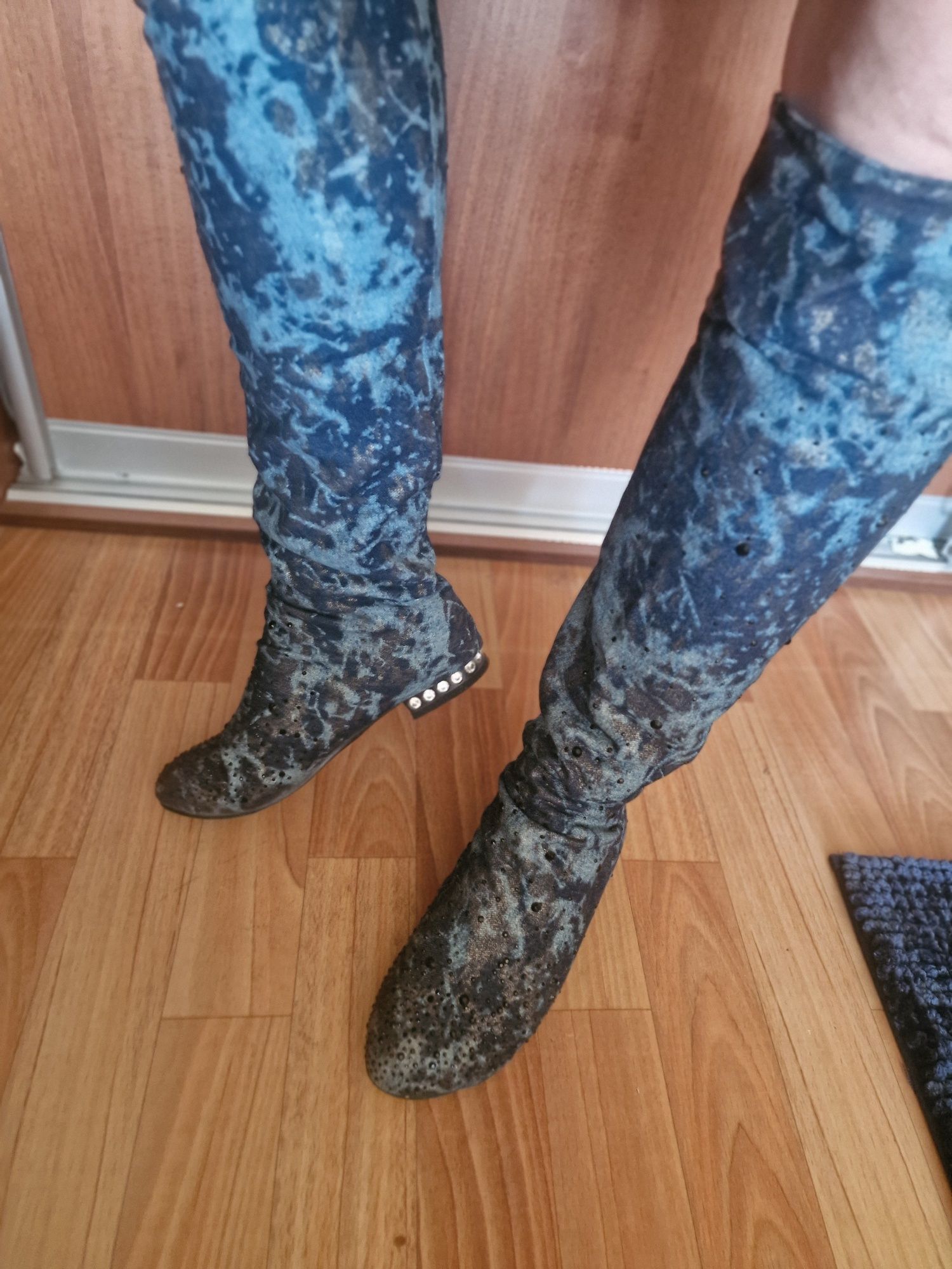 Сапожки в камушек