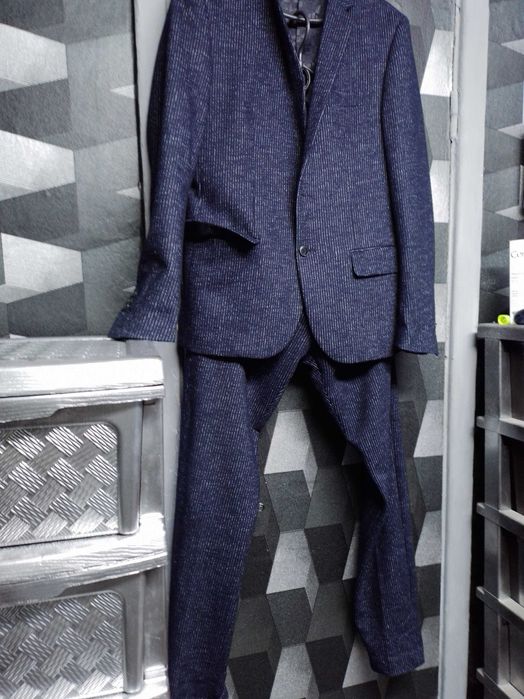 ANTONY MORATOкостюм .двойка.(штаны -брюки+ пиджак)
