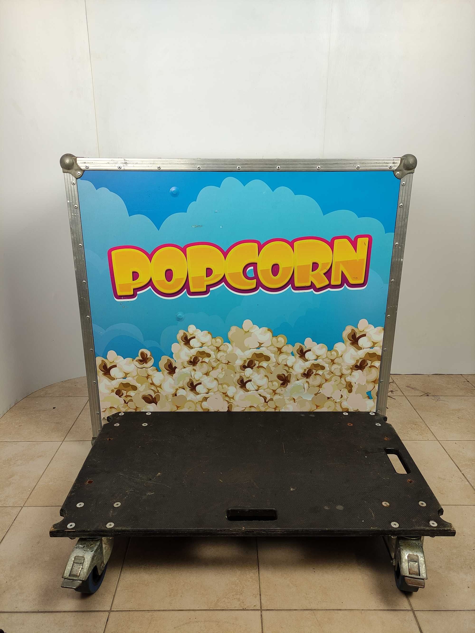 Maszyna Do Popcornu Royal Catering zabudowana w case