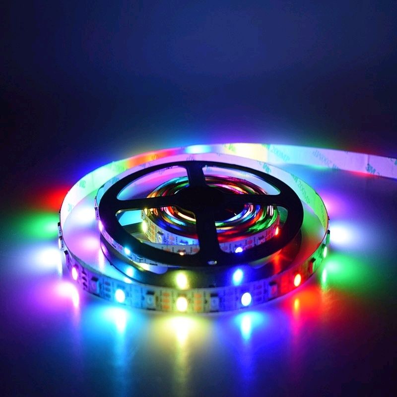 Diody na wstążce/ 5 M/  LED RGB 2835 sterowanie Bluetooth USB elastycz