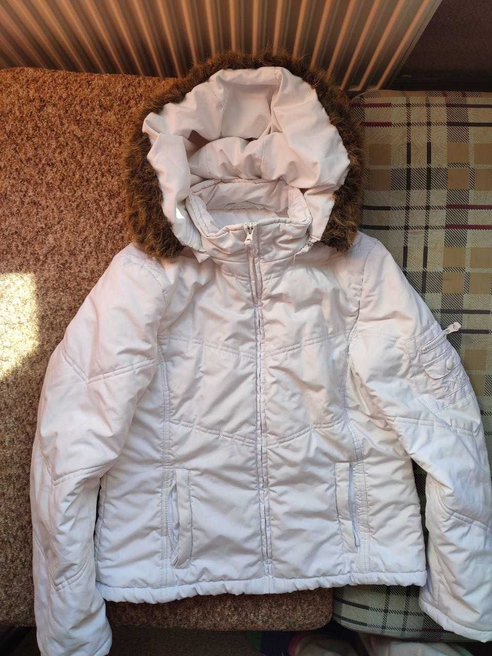 Куртка белая осень-зима