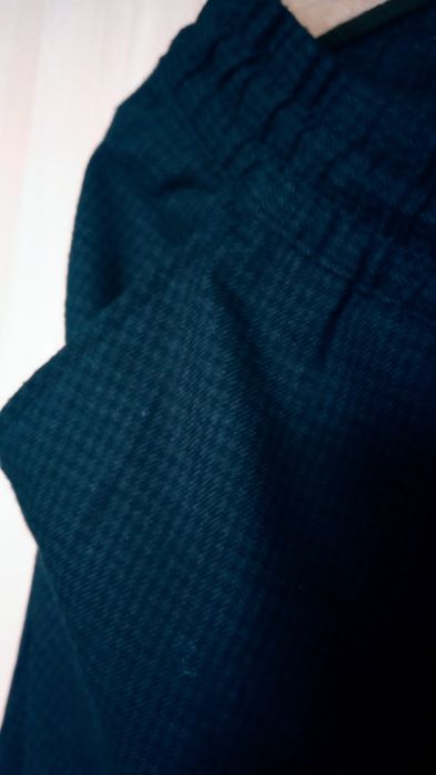 Spodnie H&M z delikatną kratę