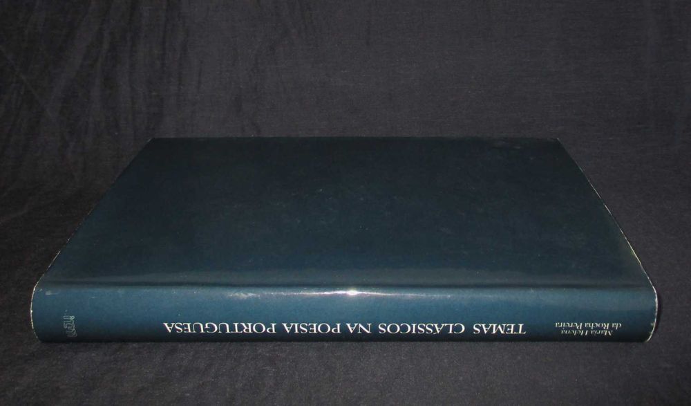 Livro Novos Ensaios Sobre Temas Clássicos na Poesia Portuguesa