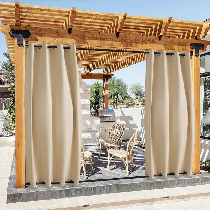 Zasłony zaciemniające Tarasowe kółka 243x132 - BEŻOWE-Pony Dance-2 SZT