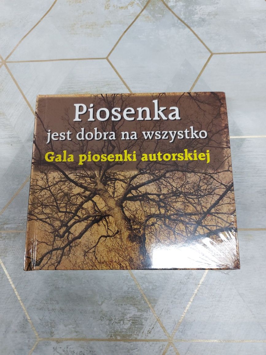 Piosenka jest dobra na wszystko. Gala piosenki autorskiej. 4 CD. Nowa