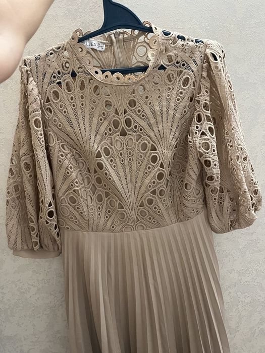 Пудрова сукня, розмір 44