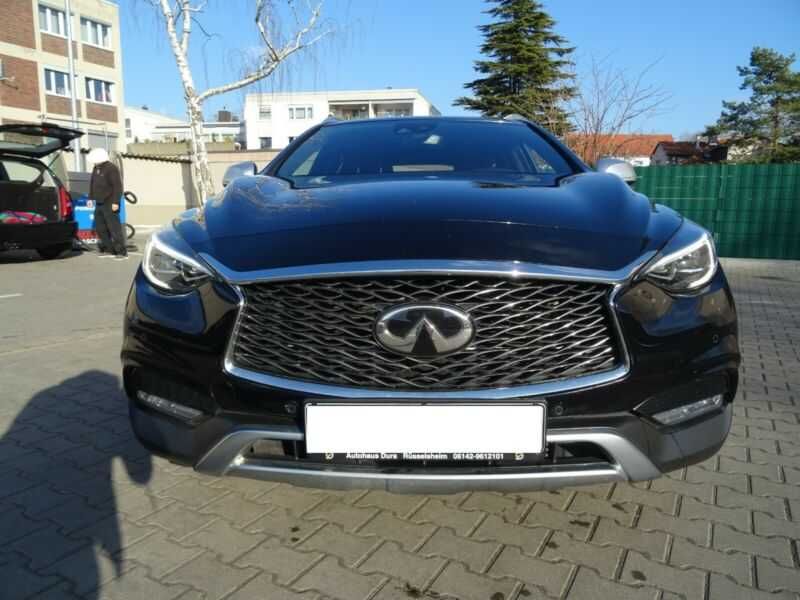 INFINITI qx30 бампер с разборки инфинити