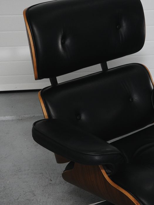Cadeirao eames lounge