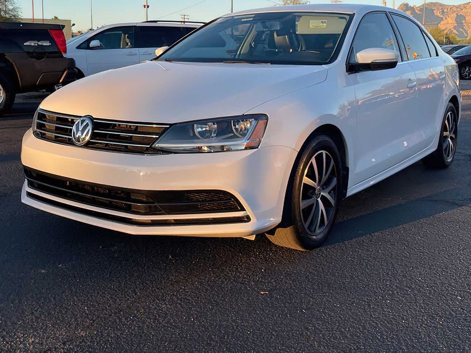 Volkswagen Jetta 1.4T SE      2017