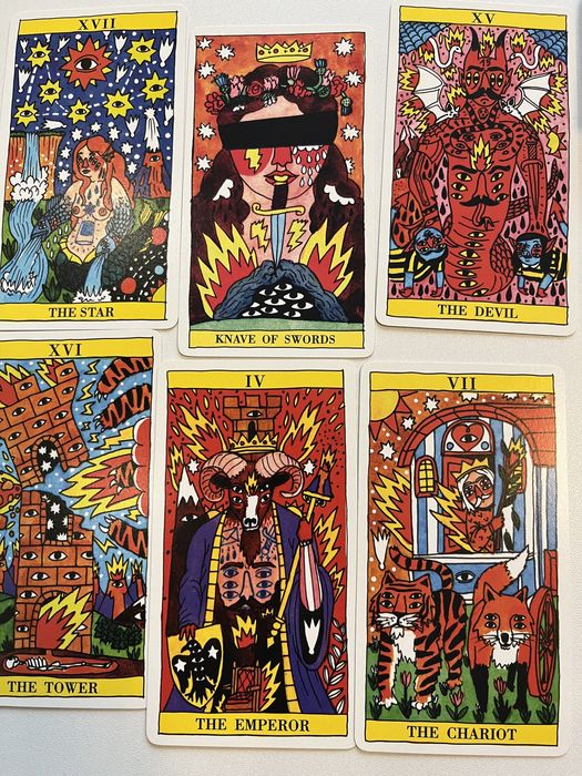 Таро оригінал Tarot del Fuego відкрите як нове