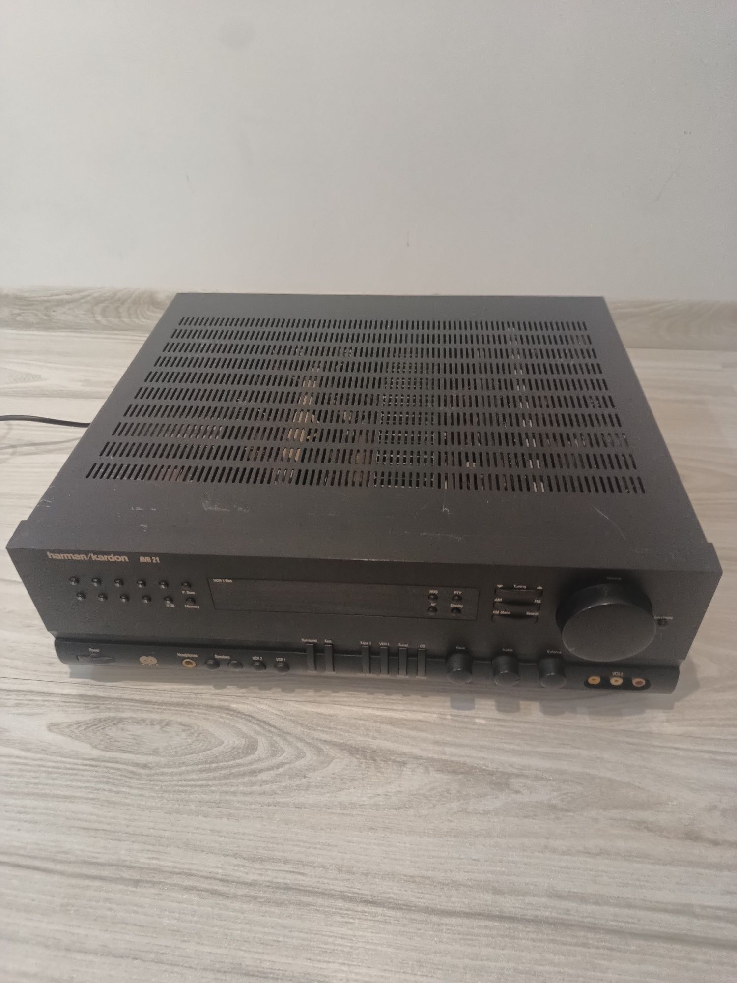 Wzmacniacz amplituner Harman Kardon