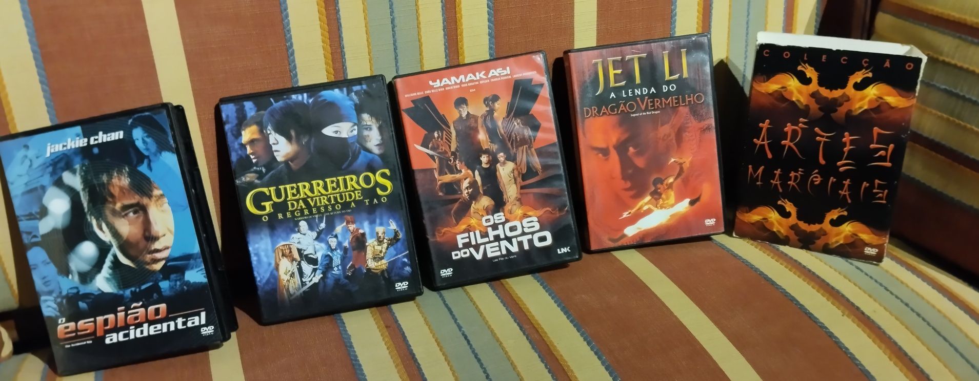 Coleção de 4 DVDs de filmes de Artes Marciais