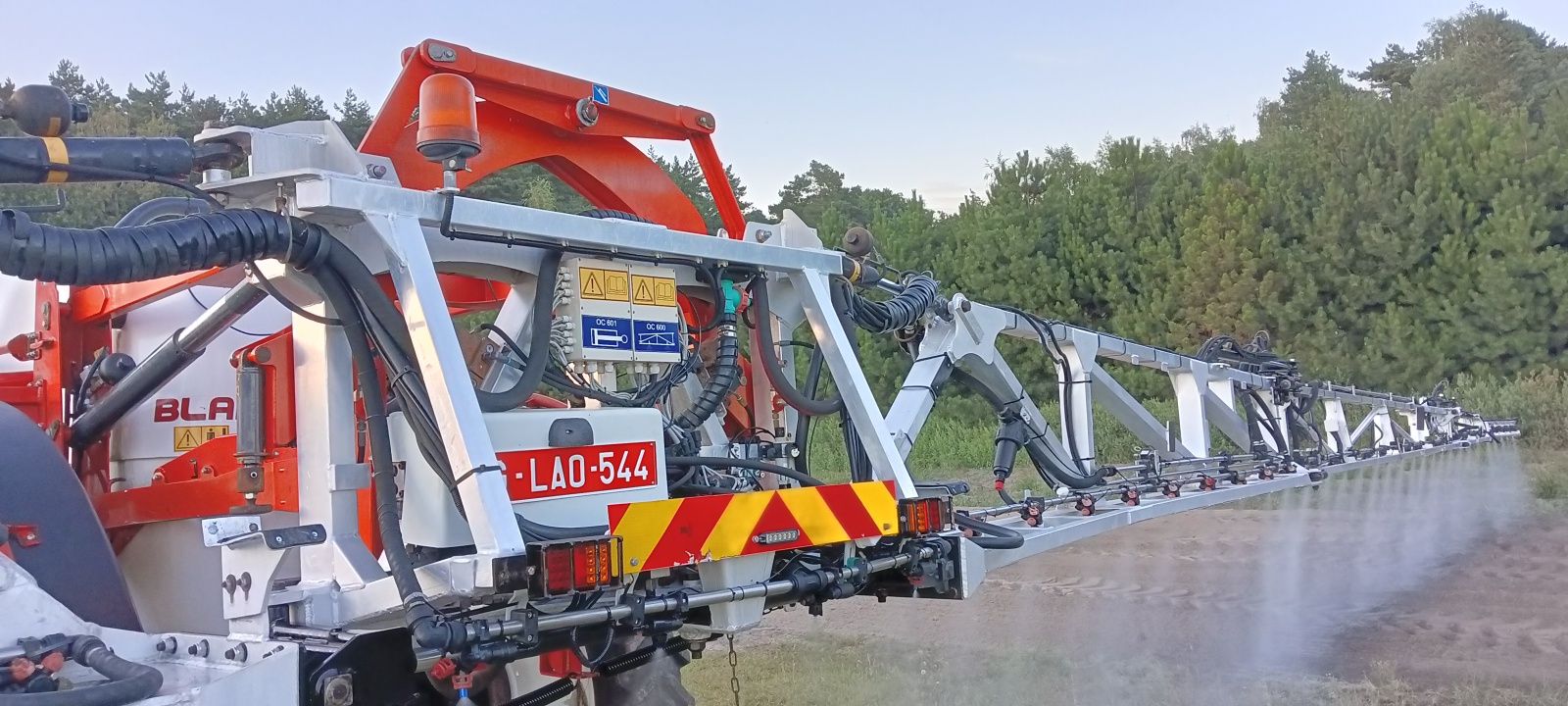 Opryskiwacz Kuhn Metris 4100 GPS os skrętna