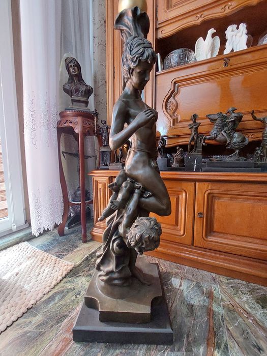 Rzeźba z brązu-kobieta z dwójka dzieci, 105cm, 50kg, sygnowana unikat