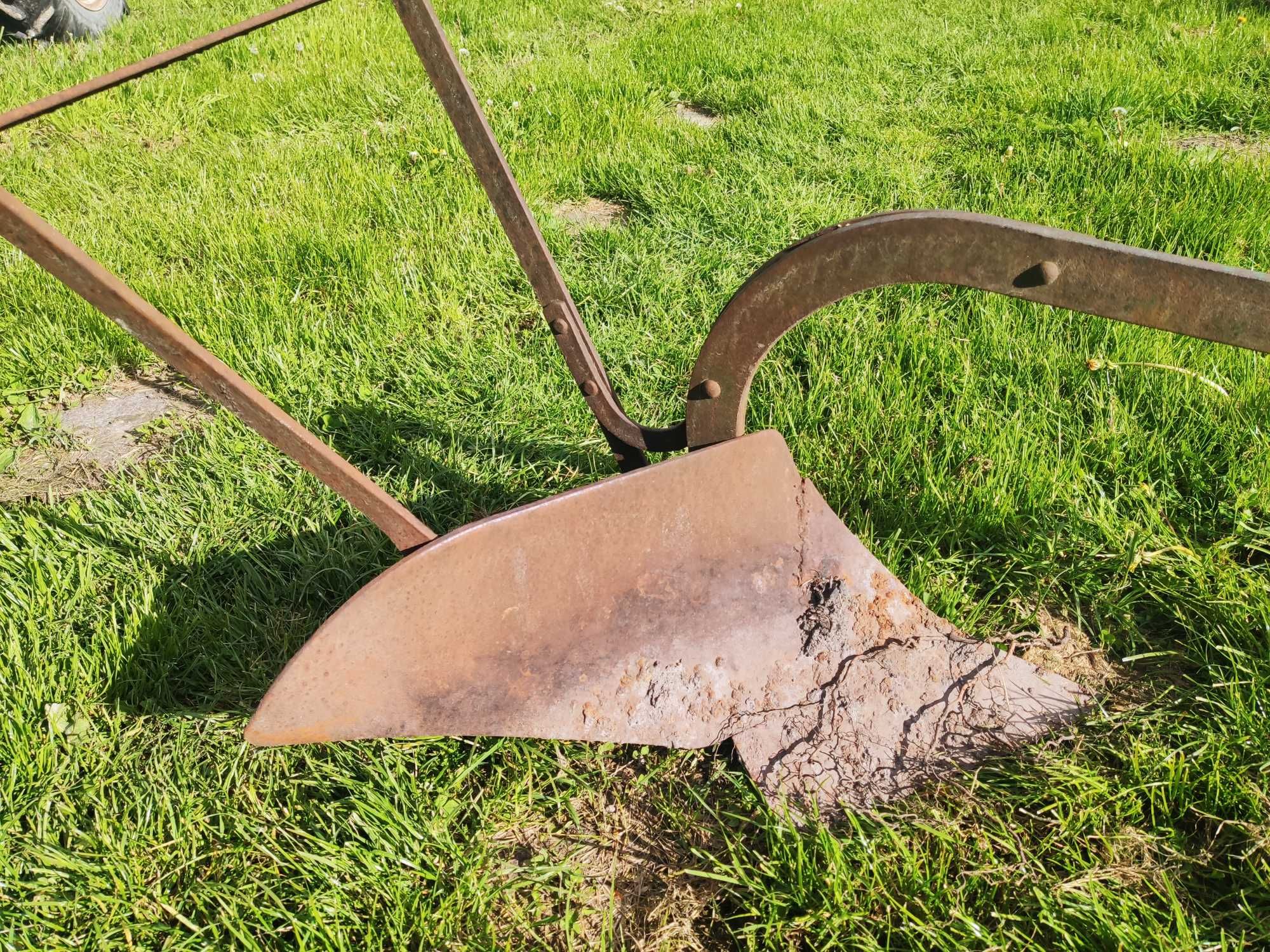 Pług jednoskibowy konny – stary, solidny – do renowacji lub dekoracji