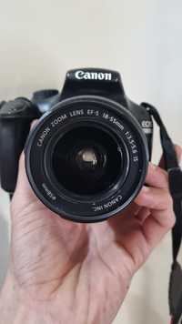 Canon 1100D com objetiva