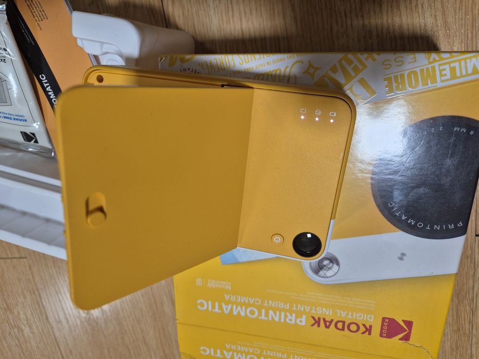 Camera fotográfica instantânea Kodak Printomatic polaroid  Kink
