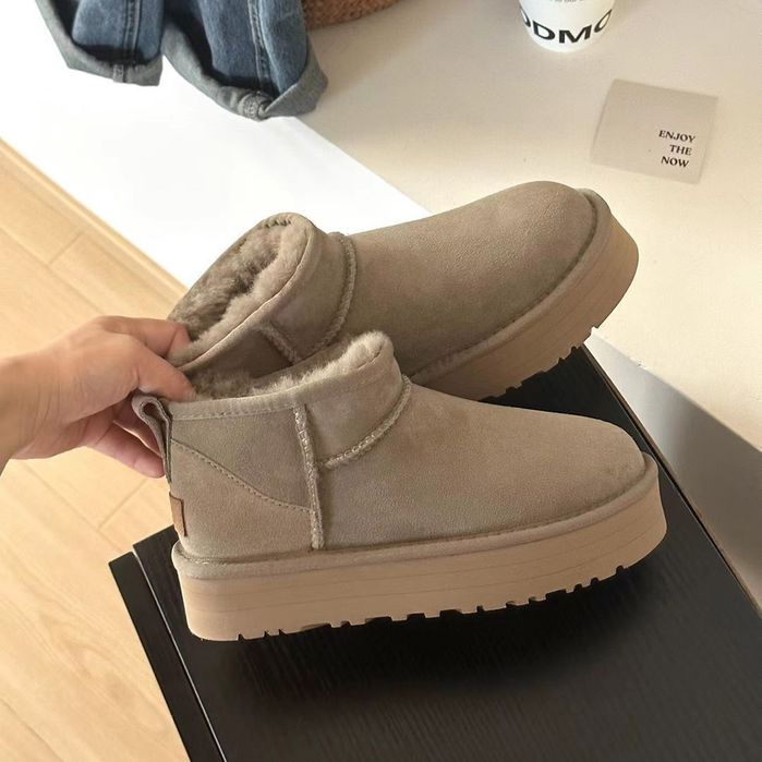 UGG Classic Ultra Mini Platform у кольорі Khaki Угги на платформі 3см.