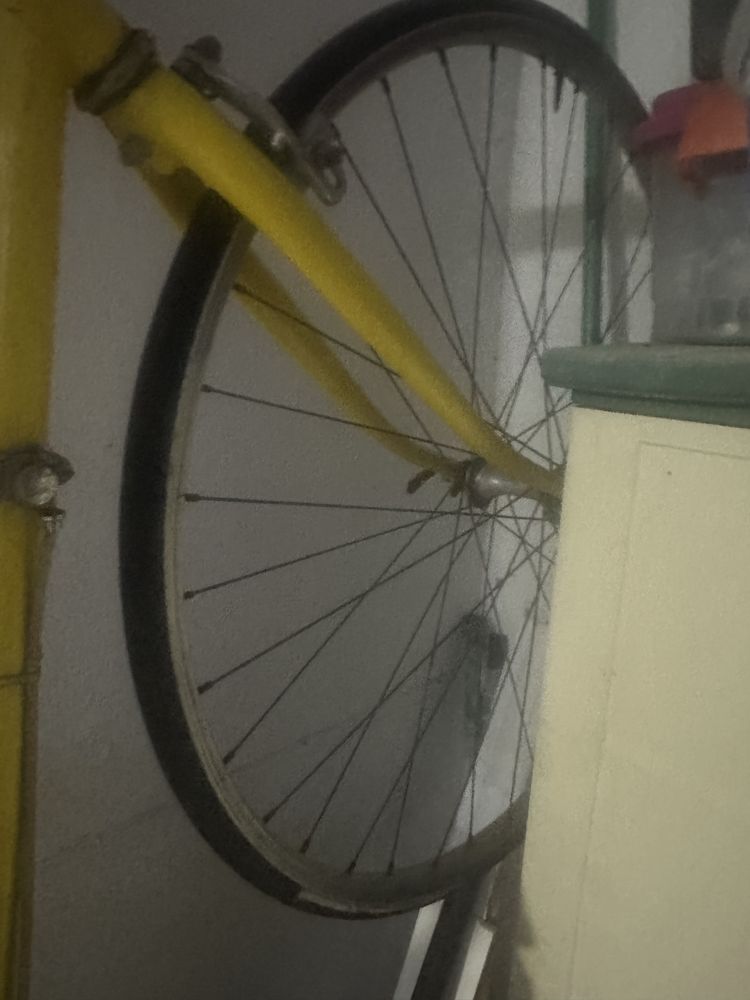 Vendo Bike. Amarela