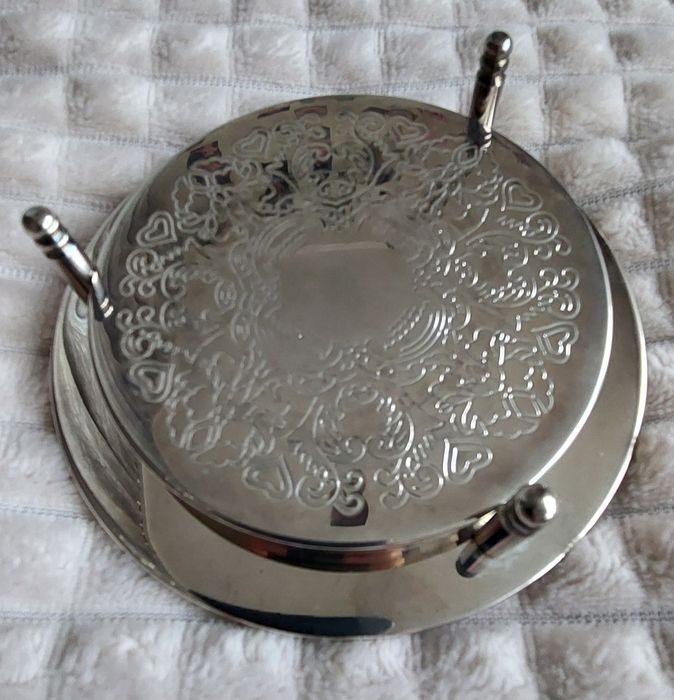 Podstawki platerowane ze stojakiem