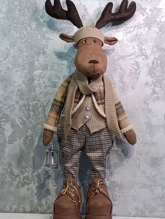 Лосі під новорічну ялинку