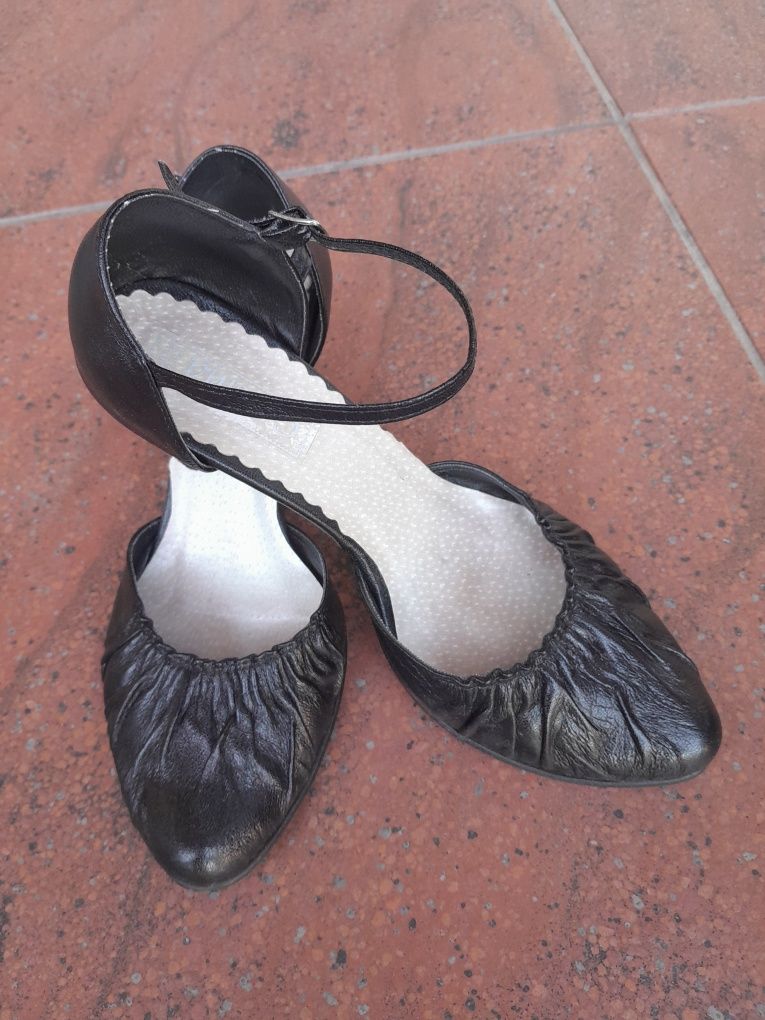 Buty damskie czółenka