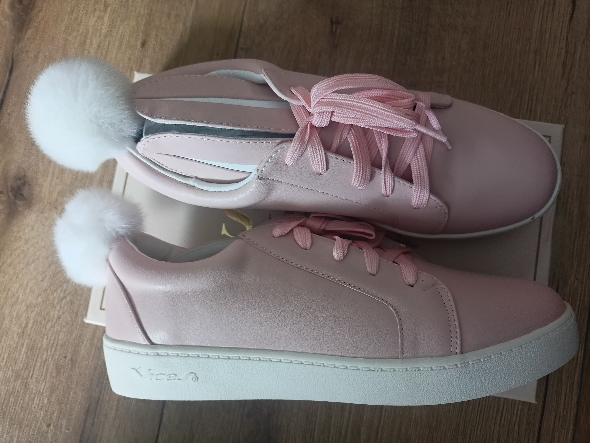 Nowe śliczne buty króliczki r.39(38) vices
