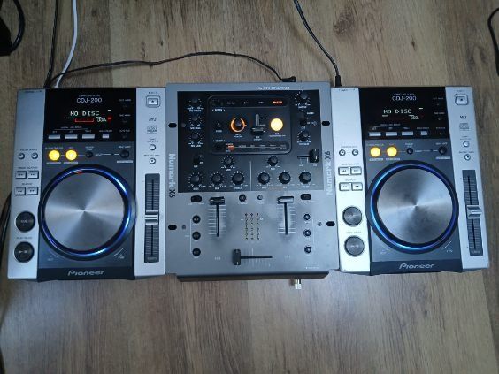 Mixer dj  crossfader cyfrowy Numark x6 + 2x Pioneer CDJ 200