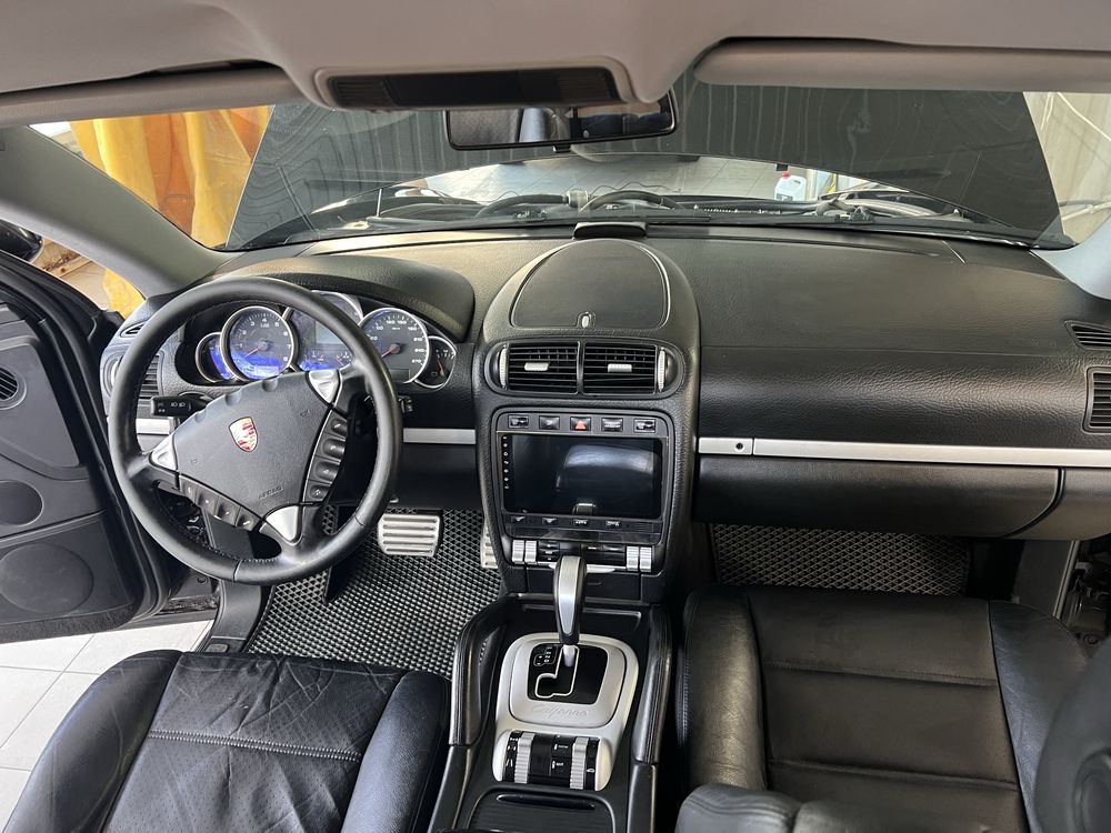 Porsche Cayenne 4.5 955 (2005 р.)