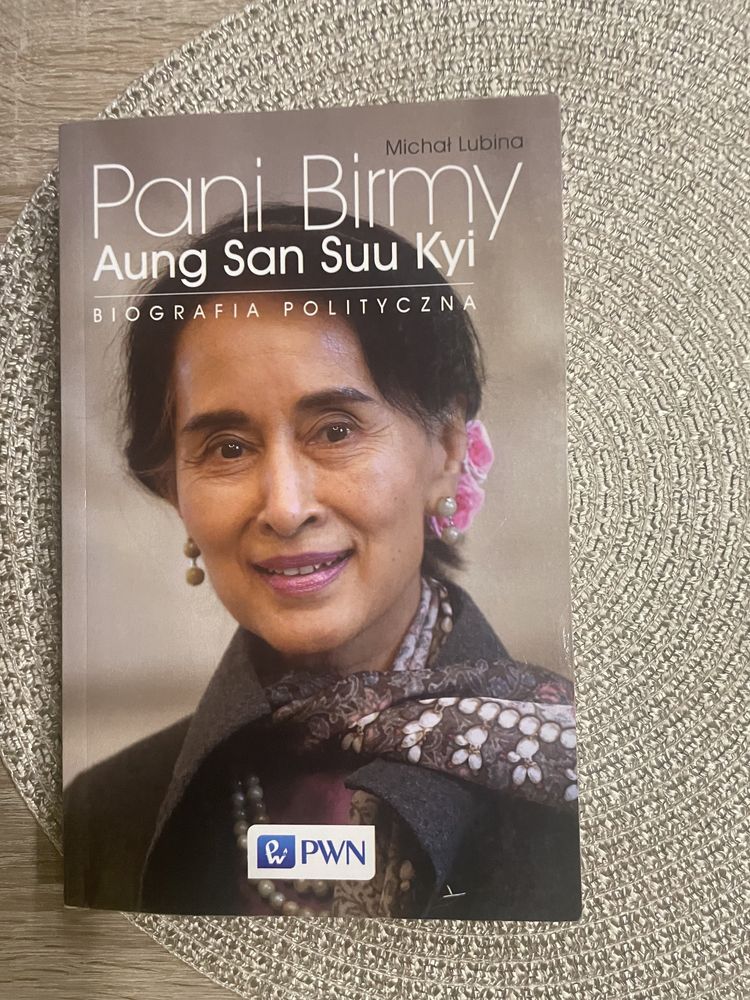 Pani Birmy Aung San Suu Kyi. Michał Lubina.