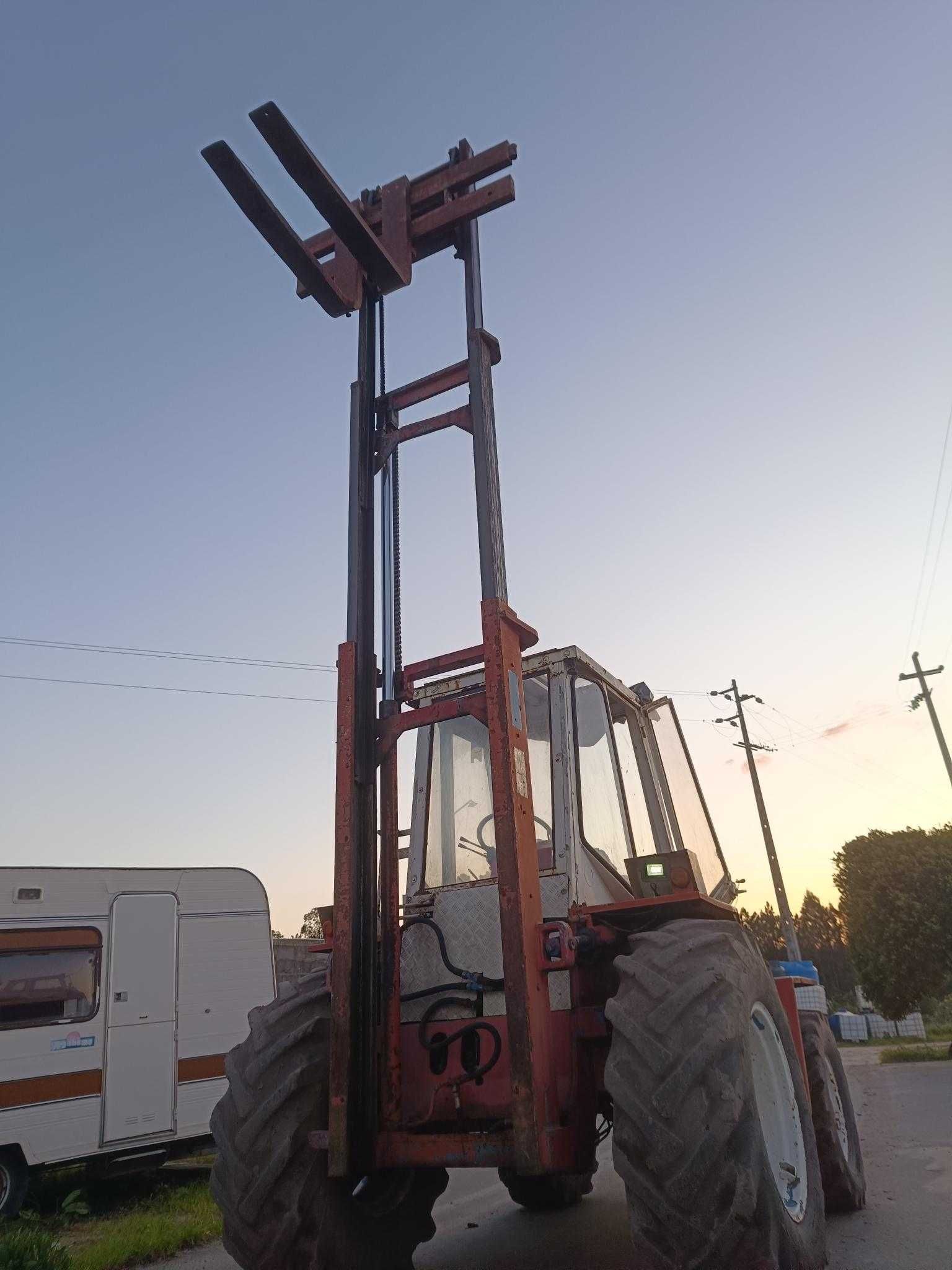 Empilhador MANITOU 2 TON 4X2