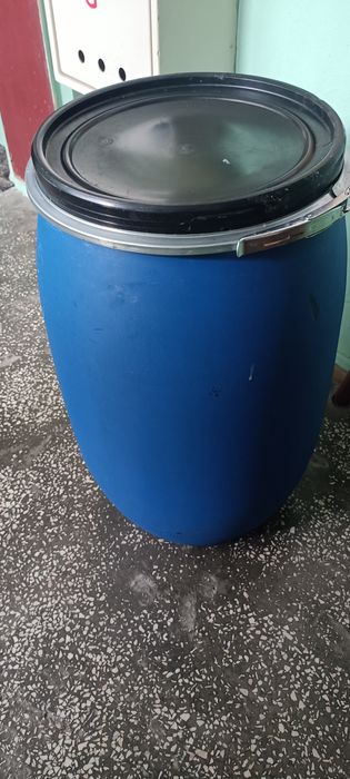 Beczki 110 litrow
