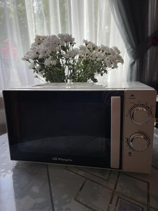 Продам мікроволнову піч SHIVAKI