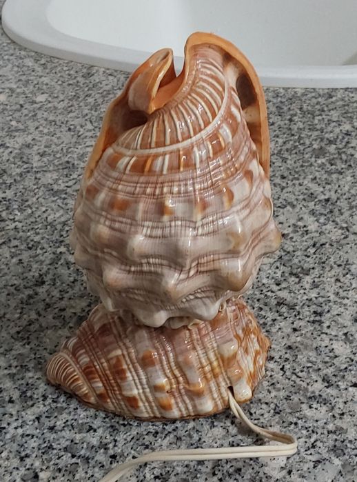 CANDEEIRO PARA BEBÉ OU IDOSO,LUZ DE PRESENÇA.Casa,Quarto,Sala,Lar,etc.