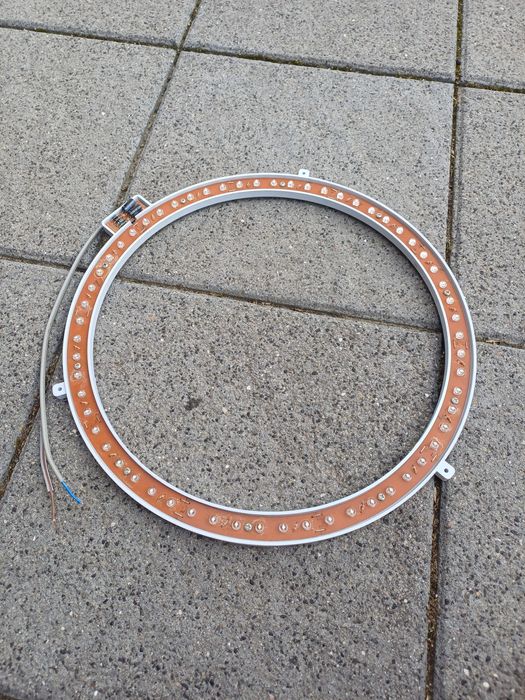 Oświetlenie ledowe w okręgu