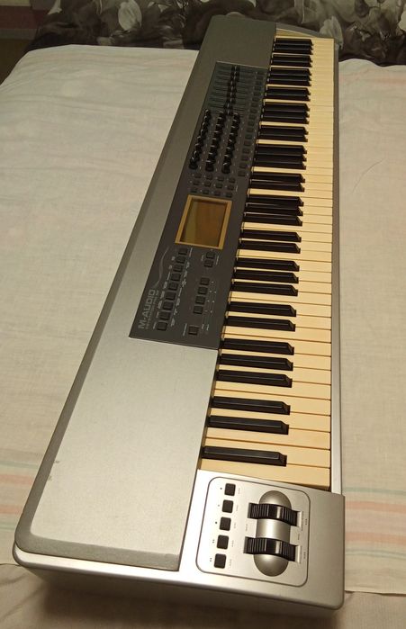 Міді-клавіатура M-Audio Keystation Pro 88