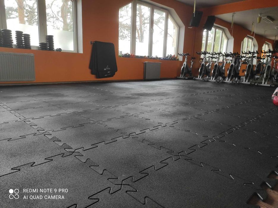 Mata pod sprzęt, podłoga gumowa do ćwiczeń. Fitness siłownia CROSSFIT