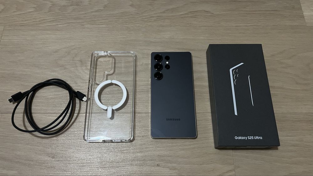 Samsung S25 Ultra - (6.9'' - 12 GB - 512 GB - Preto Titânio)