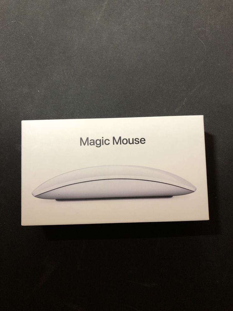 Magic Mouse apple.