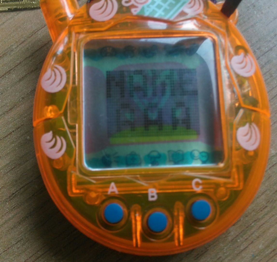 Tamagotchi gra dla dzieci i młodzieży.