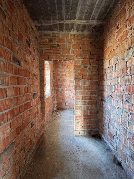 Продаж окремостоячого будинку біля лісу у с. Бірки