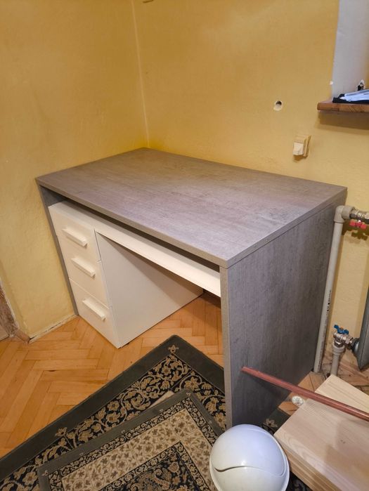 Biurko Agata meble jak nowe