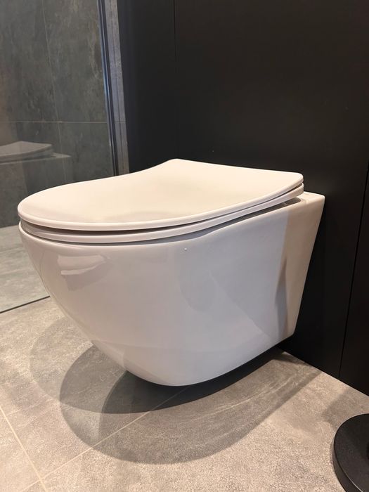 Misa WC Rea Carlo Mini - jak nowa