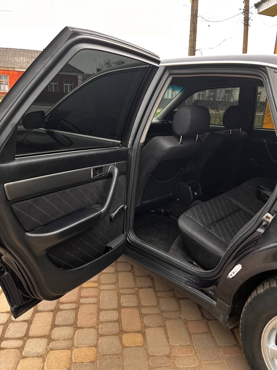 Продам Audi A6C4
