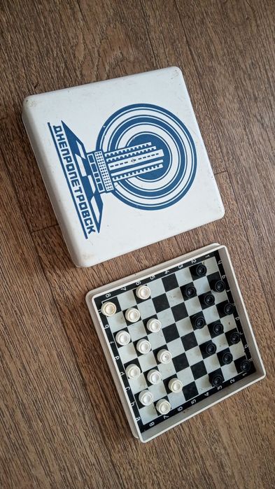 Игра настольная Шашки Магнитные СССР