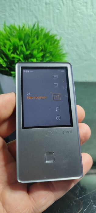 Медіаплеєр iRiver E150 4Gb Silver диктофон