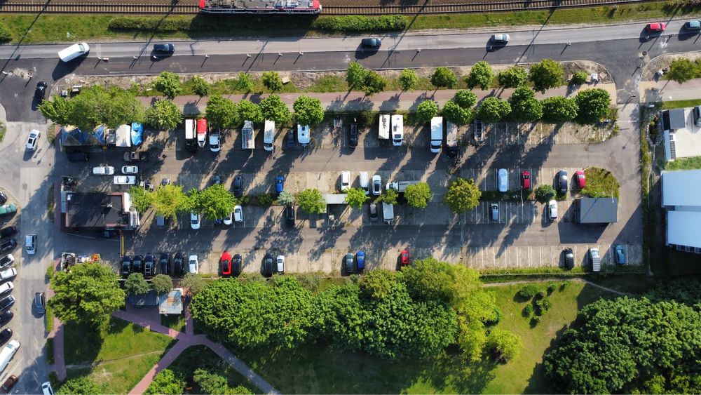 Parking strzeżony Zimowanie przyczep kempingowych kamper bus camper