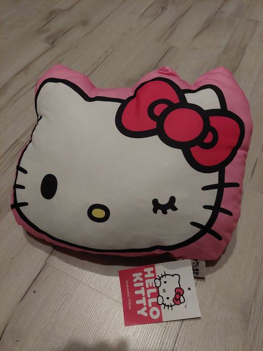 Poduszka ksztaltka Hello Kitty