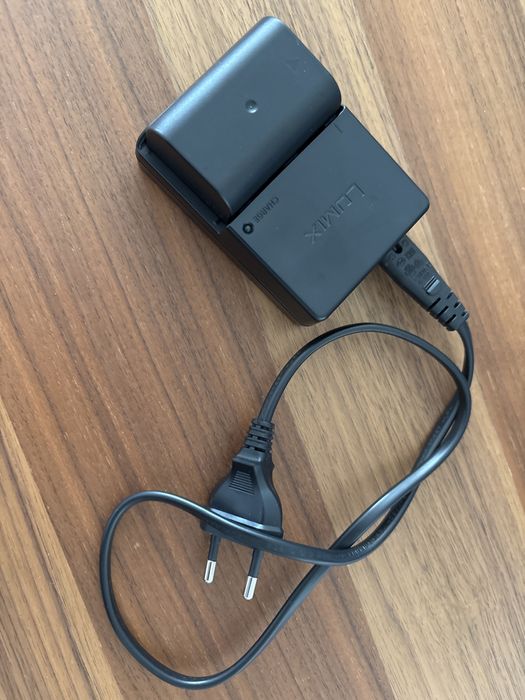 Panasonic DC-GH5L c/objectiva Leica (como nova)